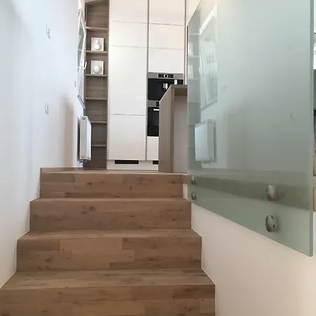 Апартаменты Sea View Art Penthouse Копер