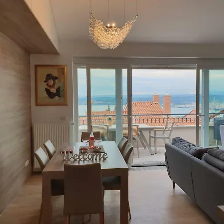 Sea View Art Penthouse