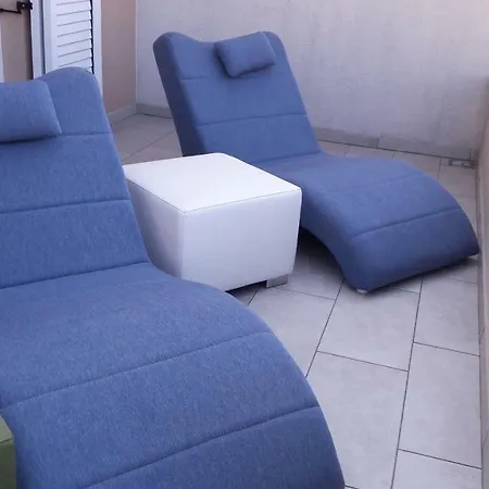 Апартаменты Sea View Art Penthouse