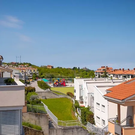 Sea View Art Penthouse Апартаменты