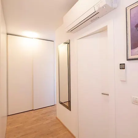 Sea View Art Penthouse Апартаменты Копер