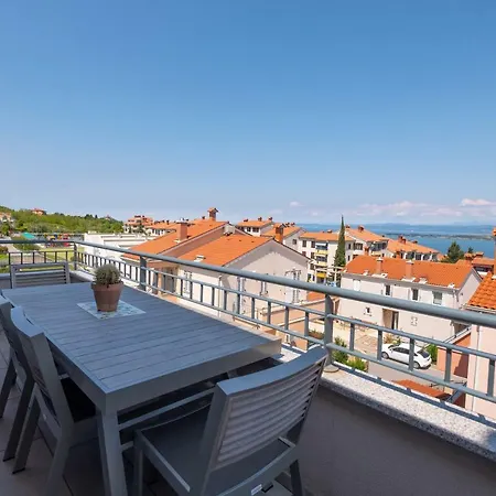 Sea View Art Penthouse